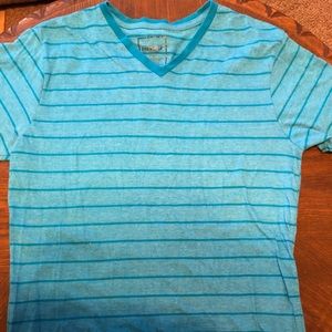 Men’s medium v neck T-shirt